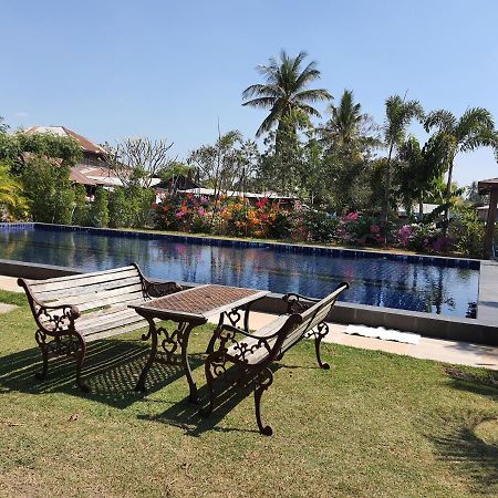 Nadee Resort Udon Thani Luaran gambar