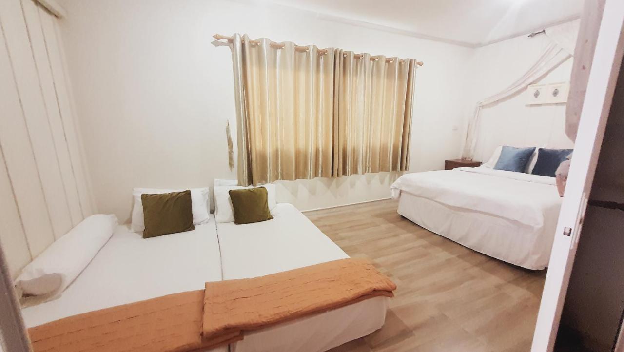 Nadee Resort Udon Thani Bilik gambar